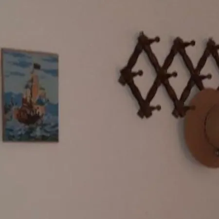 Aromatic Pines Art Apartamento Stari Grad (Hvar)