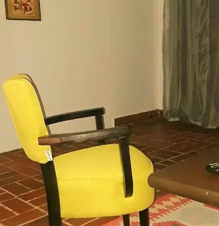 Aromatic Pines Art Apartamento