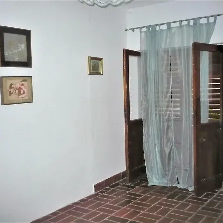 Apartment Aromatic Pines Art Stari Grad (Hvar)